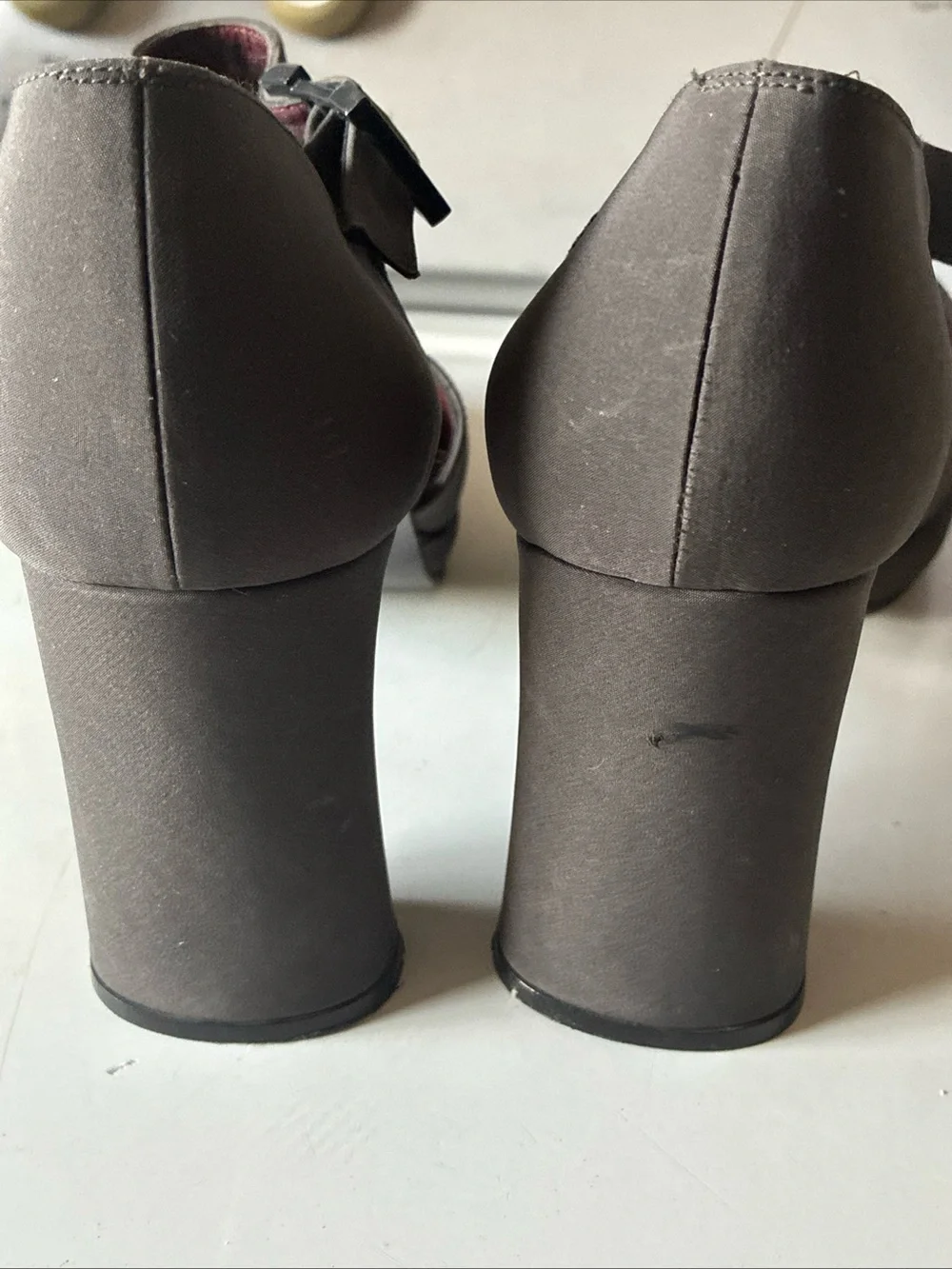 Enzo Angiolini Leather Charcoal Black Chunky Heel Ankle Strap Sz 8M Spanish Y2K
